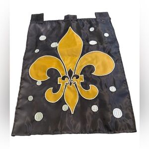 Black and Gold Fleur-de-Lis Garden Flag